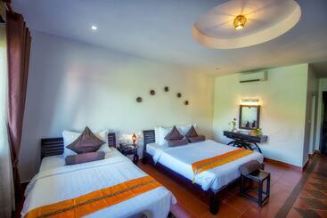 هتل My Unique Villa Siemreap