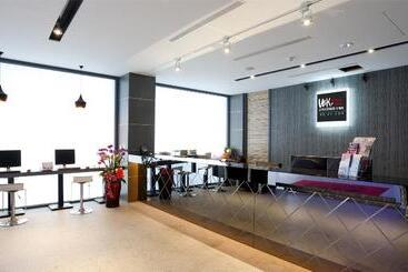 Walker Hotel   Zhengyi