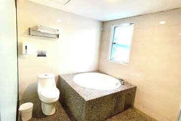 Walker Hotel   Zhengyi