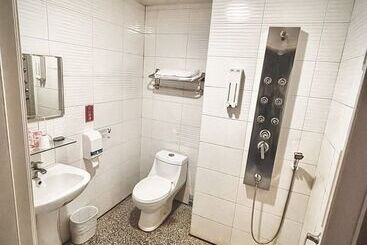 Walker Hotel   Zhengyi