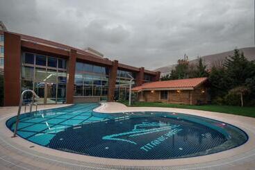 Titanic Hotel & Spa