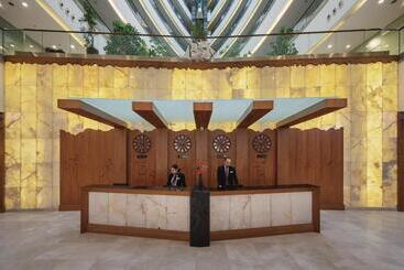 Titanic Hotel & Spa