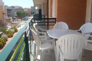 Apartamentos Gandia Universidad 3000