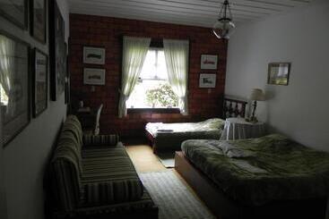 تختخواب و صبحانه Casa Do Fachoalto