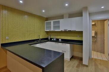 Homebridge Hotel Apartments