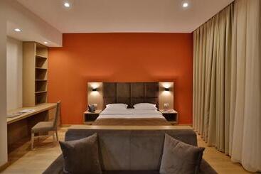 Homebridge Hotel Apartments