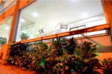 Hosteria Casa Blanca Iguazu