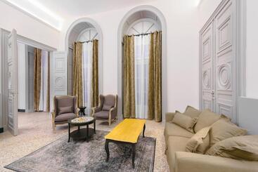 ホテル Appart City Collection Nîmes Arènes