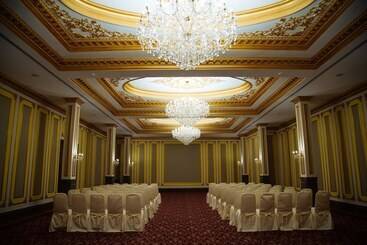 酒店 Astrakhanskaya