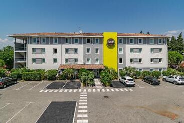 B&b Hotel Salon De Provence