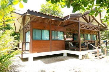 Kenaki Lodge - Limon