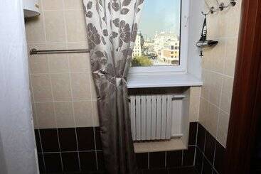 هتل N House