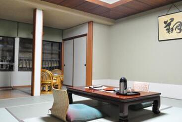 هتل Tsukioka Spa Asobiyado Akebono