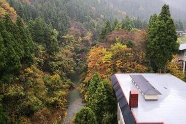 هتل Yamanaka Onsen Hanatsubaki