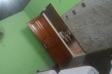 Praieiro Hostel Albergue
