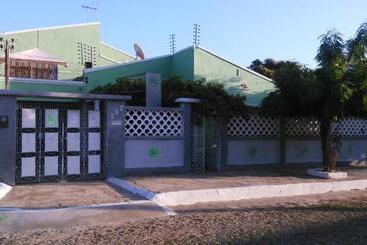 Praieiro Hostel Albergue