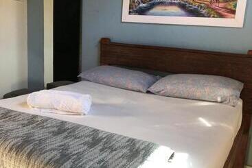 Reges Hostel