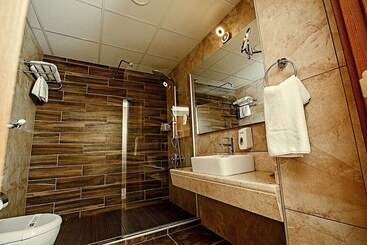 Elgarden Hotel & Spa