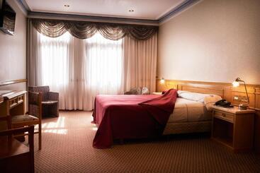 Gran Hotel Ailen