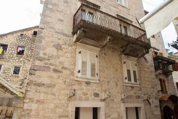 Boutique Hotel Hippocampus - Kotor