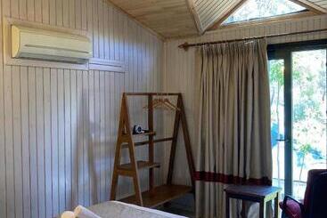 هتل Koala Bungalows