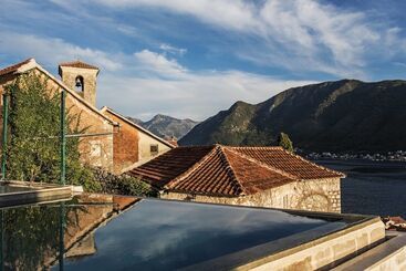 هتل Monte Bay Retreat  Adult Only