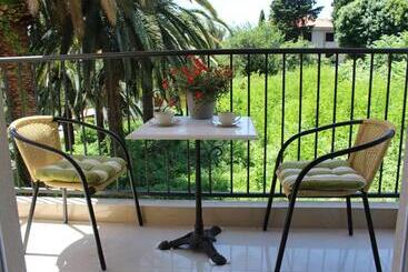 هتل Swiss Residence Montenegro