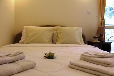 هتل Swiss Residence Montenegro