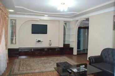 هتل Toshkent