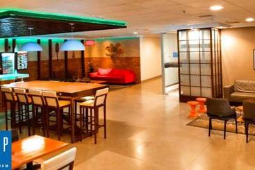 Tryp By Wyndham São Paulo Airport   Hotel De Transito Terminal 3  Lado Ar   área Restrita á Passagei