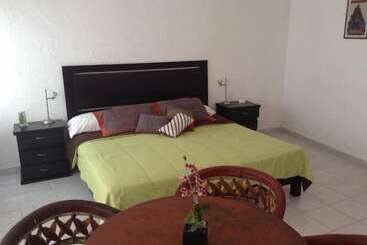 هتل Villas Cuernavaca