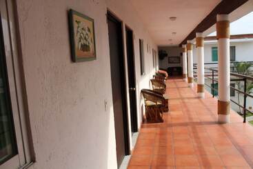 هتل Villas Cuernavaca