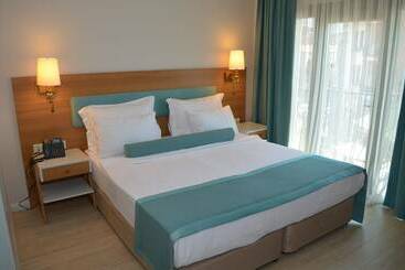 Sardinia Otel
