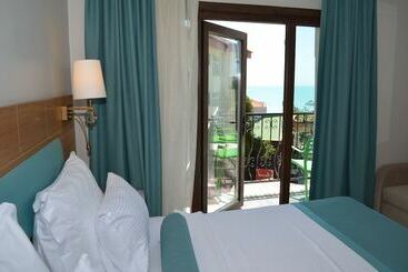 Sardinia Otel