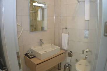 Sardinia Otel