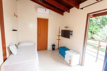 هاستل Ubatuba Ecologic Pousada
