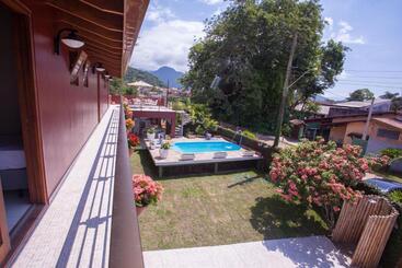 هاستل Ubatuba Ecologic Pousada