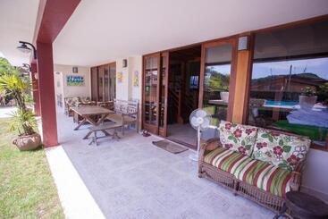 هاستل Ubatuba Ecologic Pousada