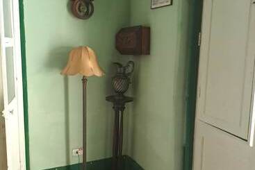 هتل Casa Miriam Hostal Colonial