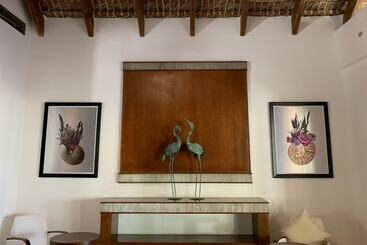 Sunset Boutique Hotel  All Suites