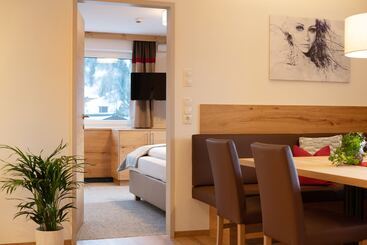 هتل Appartement Schattauer