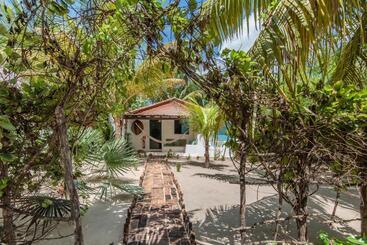 تختخواب و صبحانه Pousada Villa Zen