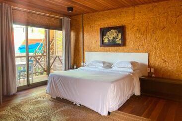 هتل Bobz Boutique Resort