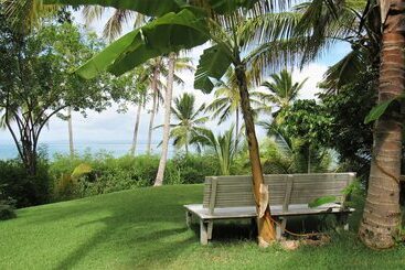 هتل Nirvana Beach