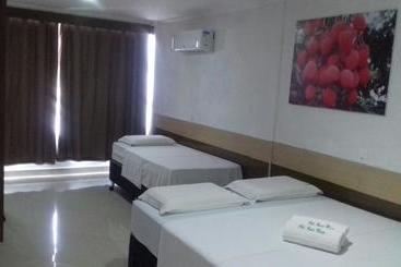 هتل Orla Guest House