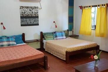 هتل Pousada Casa Da Edinha