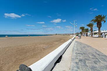 2br Terrace Home   10 Min Walk To The Beach - Playa del Cable