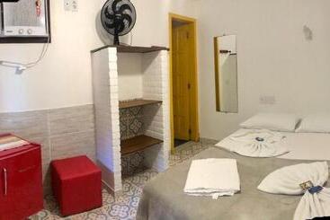هاستل Biergarten Suites