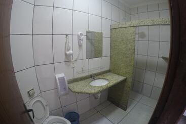 هتل 2 Irmãos