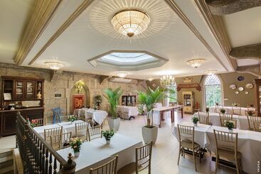 Castelo De Itaipava   Hotel, Eventos E Gastronomia